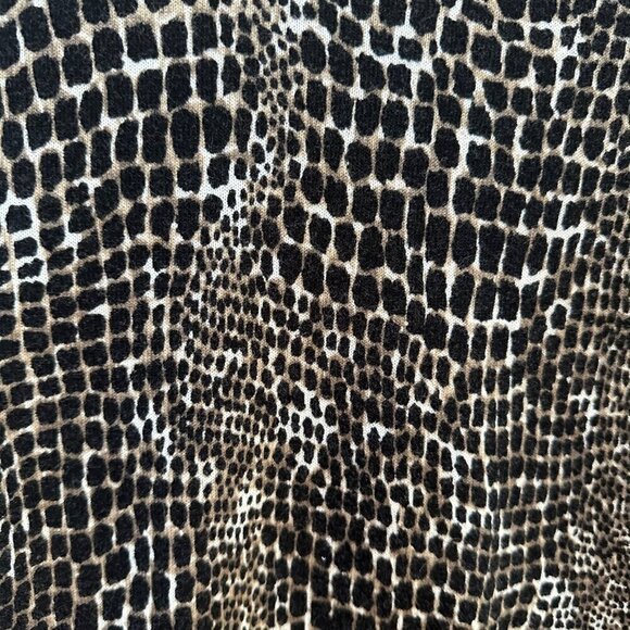 Banana Republic Animal Print Crew Neck Career Casual Light Sweater Womens Size L - Picture 5 of 7